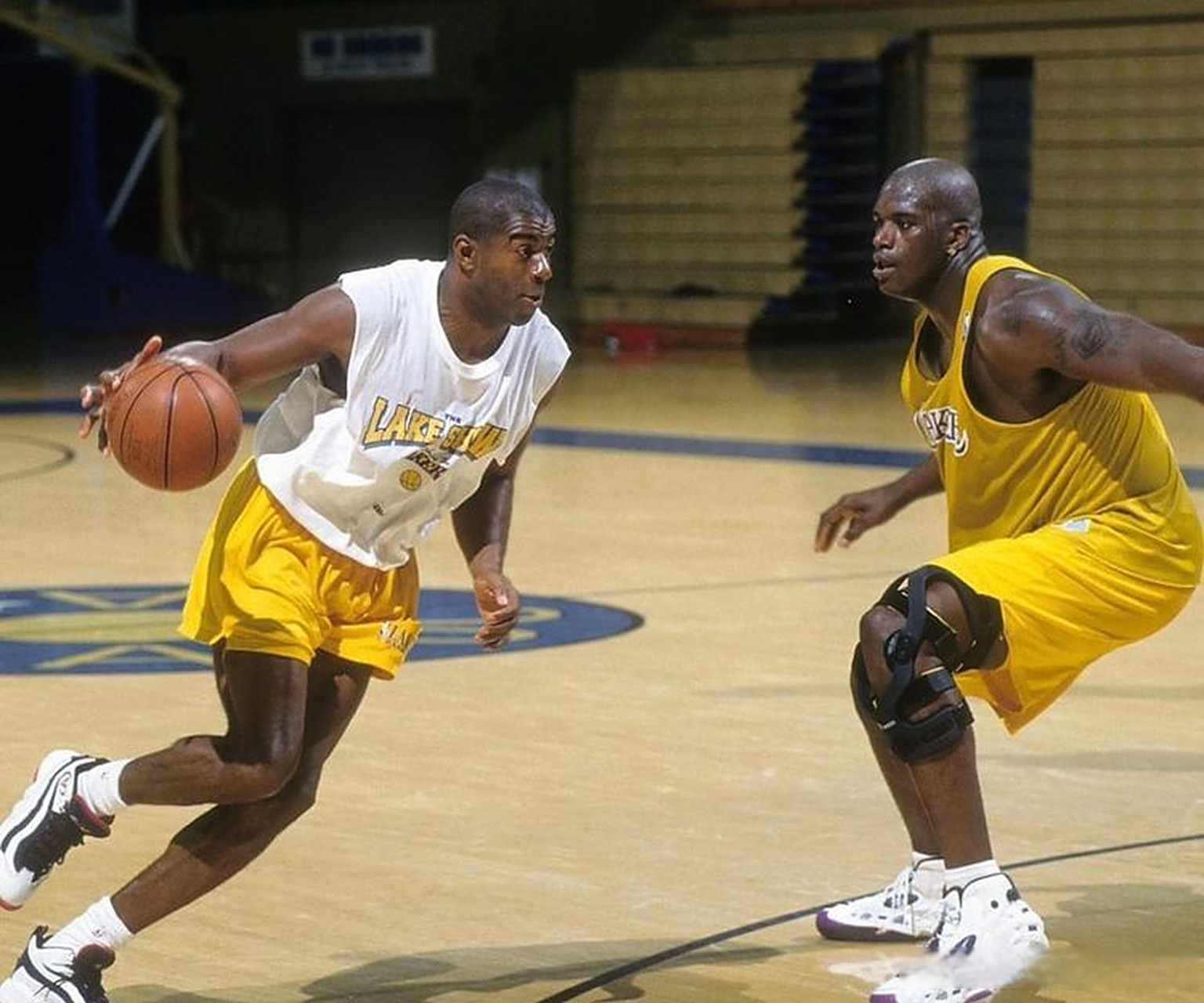 格林站了出 格林站了出