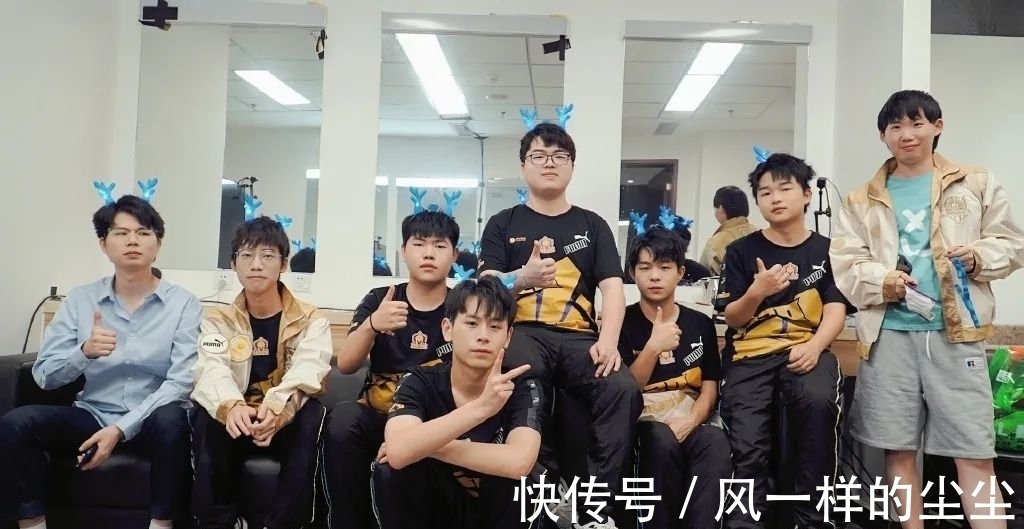 汤普森的阵 汤普森的阵